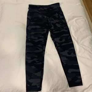 Sweaty Betty camo power 7/8 workout legging
